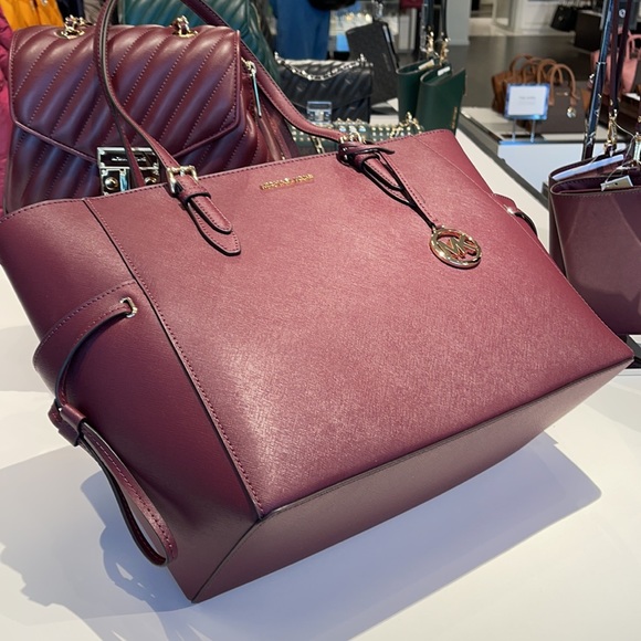 Michael Kors Gilly Travel Large Drawstring Tote Oxblood NWT - Picture 10 of 16